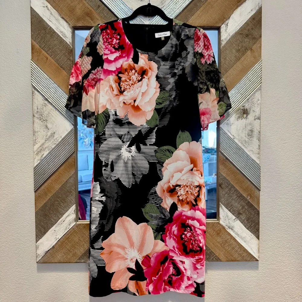 Bundle of Size Small Dresses - Picture 10 of 11